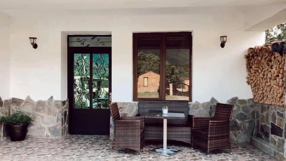 Laghami Guest House Mestia Ngoại thất bức ảnh